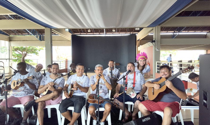Gincana Carnavalesca da Bicicleta do Samba na Avenida Beira Mar