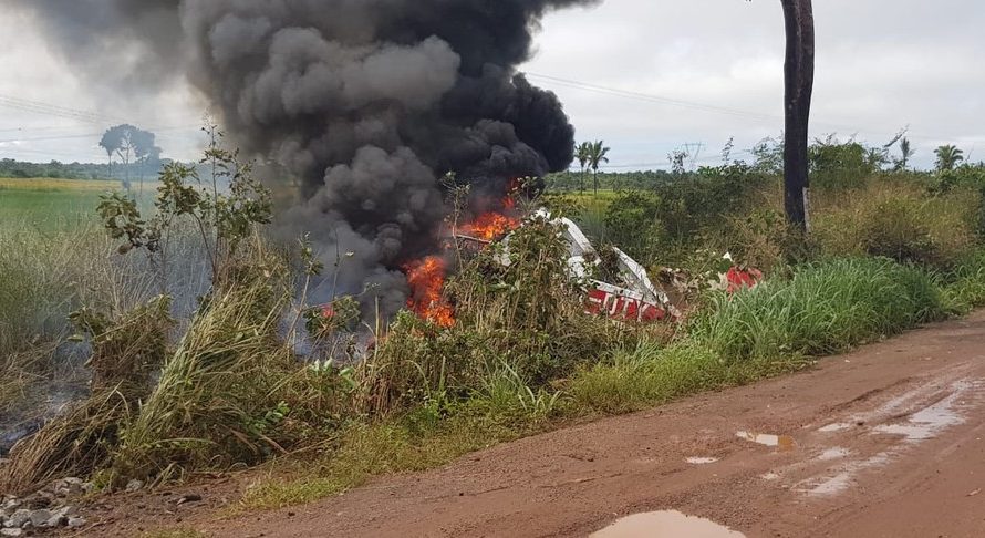 Piloto de avião morre após acidente às margens da BR-135