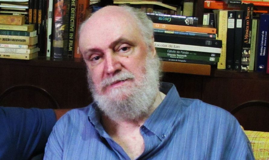 Aldir Blanc morre aos 73 anos de covid-19, no Rio de Janeiro