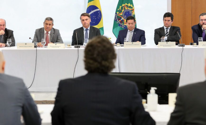 Celso de Mello libera vídeo de reunião de Bolsonaro com ministros