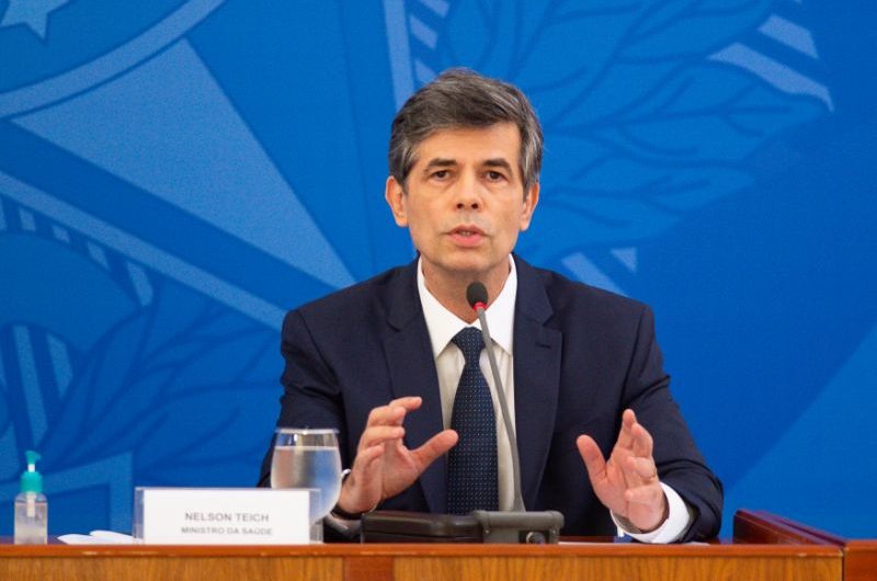 A vida é feita de escolhas e hoje eu escolhi sair, diz Teich