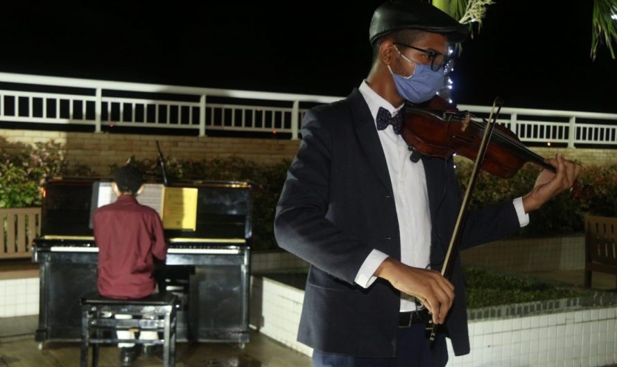 Recital aos namorados por Willame Belfort e Vinícius Brito no Ed Naturam