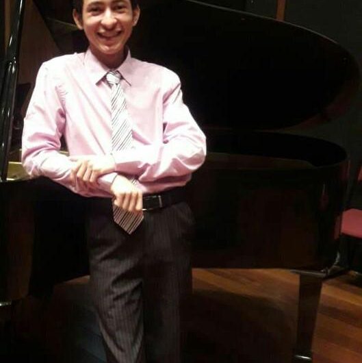 Willame Belfort e Tadeu Carvalho encerram atividade musical do NAAH/S Joãosinho trinta com recital