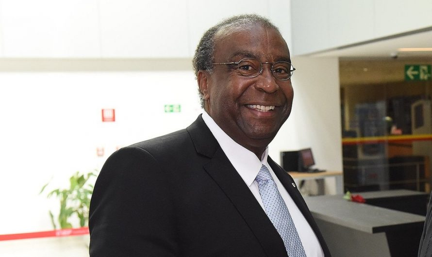 Planalto adia posse de novo ministro da Educação