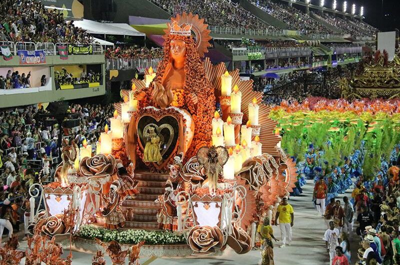 As escolas de samba e o Carnaval de 2021, por Rachel Valença