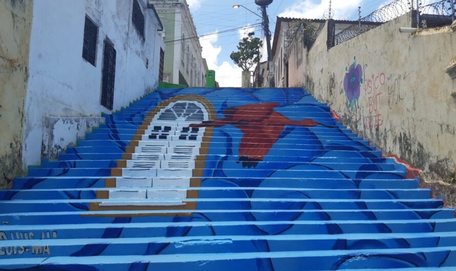 Centro Histórico: Escadaria do Beco do Silva está com nova pintura