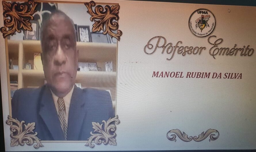 Reitor Natalino Salgado outorga o título de Professor Emérito a dez docentes da instituição