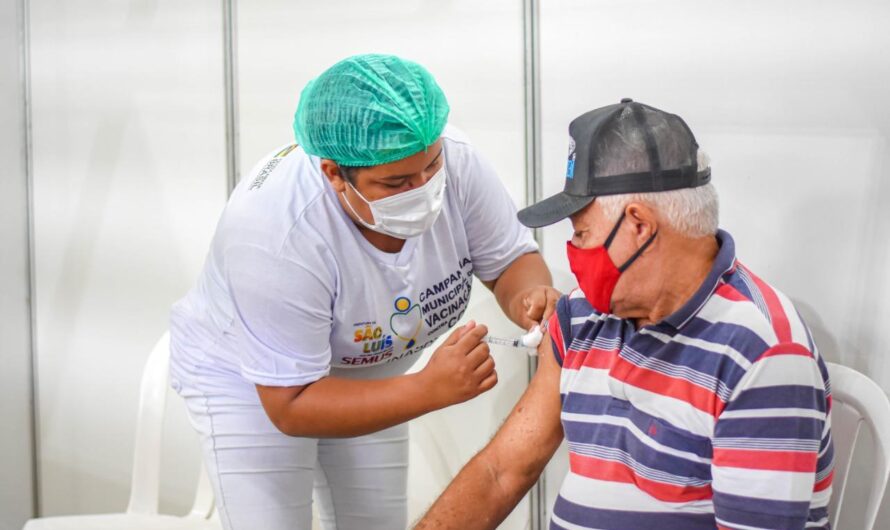 Segue  vacinação de idosos de 71 anos contra a Covid-19 nesta sexta (26) e sábado (27)