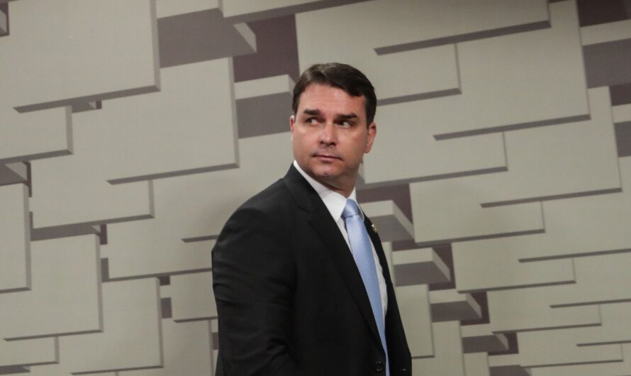 STJ rejeita recurso de Flávio Bolsonaro e mantém dados do Coaf em investigação sobre ‘rachadinhas’