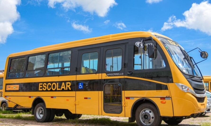 Zona Rural de São Luís recebe ônibus escolar