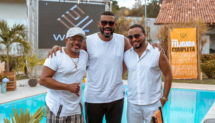 Samba solidário na reabertura do Casarão