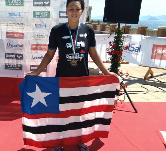 Carol Hertel conquista mais uma etapa do Campeonato Brasileiro de Maratonas Aquáticas