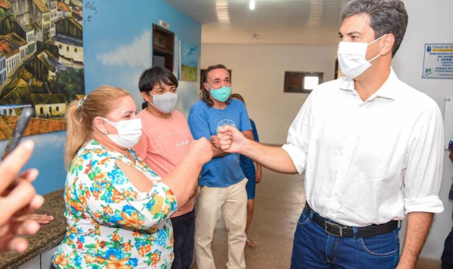 Prefeito Eduardo Braide assina ordem de serviço para reforma da Biblioteca Municipal José Sarney, no Bairro de Fátima