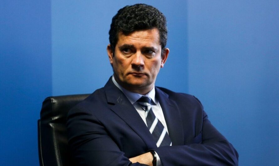 Sergio Moro mantém visibilidade em alta e vira alvo de ataques e manobras
