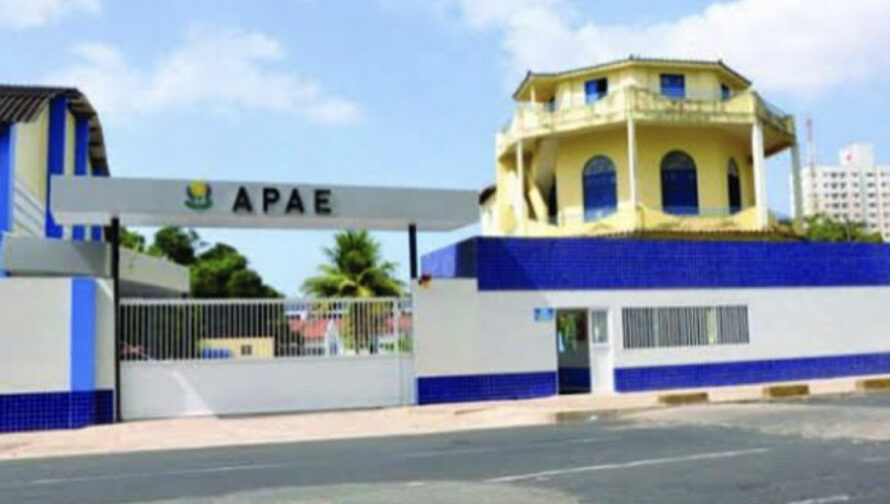 APAE DE SÃO LUÍS REALIZA “DIA D DO OUTUBRO ROSA” PARA COLABORADORAS E MÃES DE ALUNOS