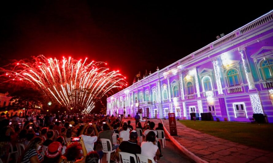 Iniciada a  programação natalina na Praça Dom Pedro II