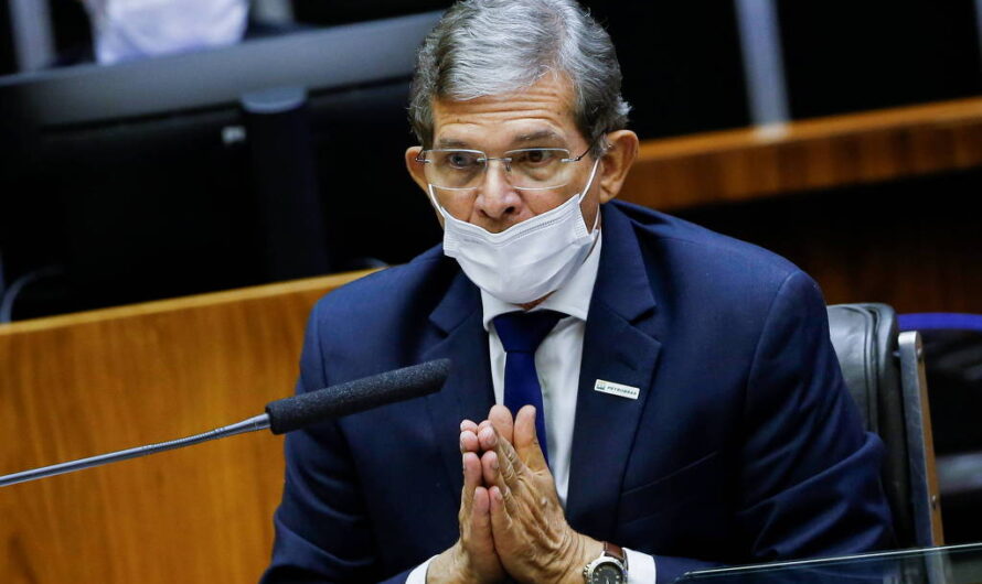 Bolsonaro decide demitir presidente da Petrobras