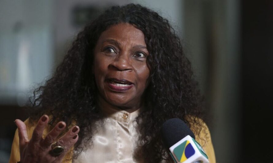 Atriz Zezé Motta resgata memórias na série Depoimentos Cariocas