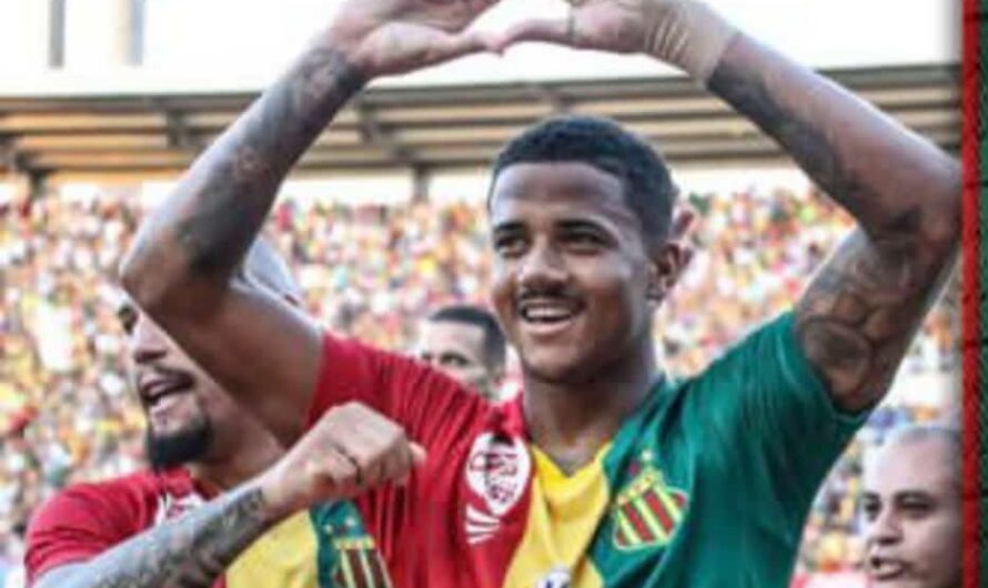 Ygor Catatau faz valer a lei do ex, e Sampaio vence o Vasco por 3 a 1