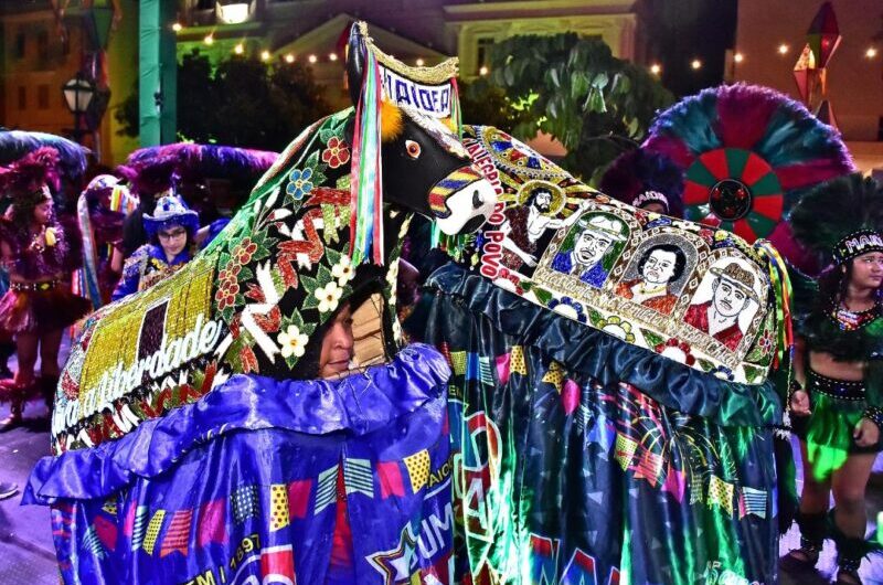 “São João na Prefs” é sucesso na primeira noite de festa em frente à Prefeitura de São Luís