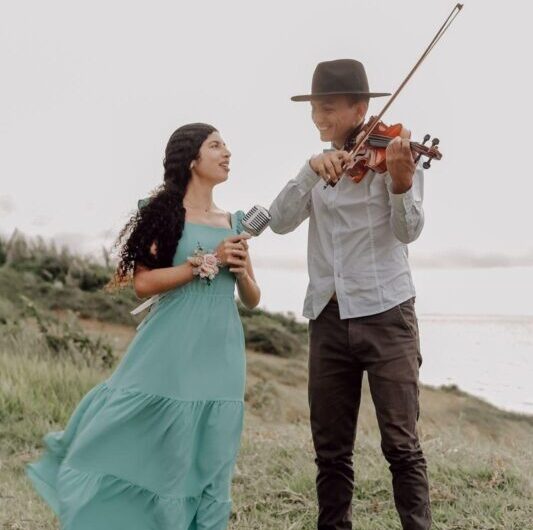 MÚSICA ESPECIAL E DELÍCIAS: ALMOÇO DO DIA DOS PAIS NA VILLA DO VINHO BISTRÔ