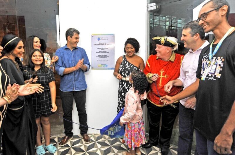 Em noite de celebração da cultura, prefeito Eduardo Braide reabre Teatro da Cidade de São Luís