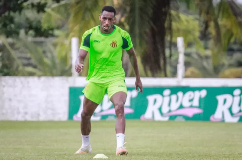 Diretoria Tricolor anuncia primeiras renovações para 2023