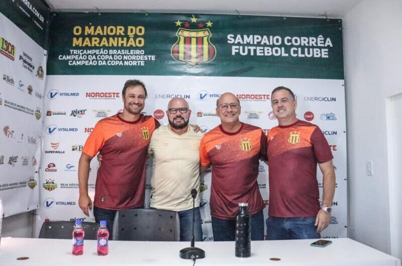 Sampaio apresenta Felipe Conceição e dá início à pré-temporada