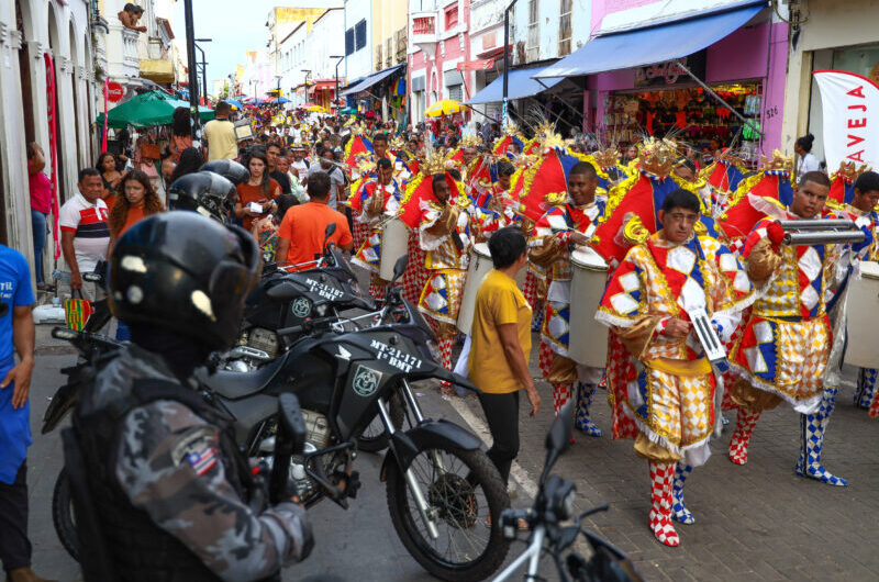Cortejo de Blocos Tradicionais no Centro de São Luís marca a abertura do Pré-Carnaval do Maranhão 2023