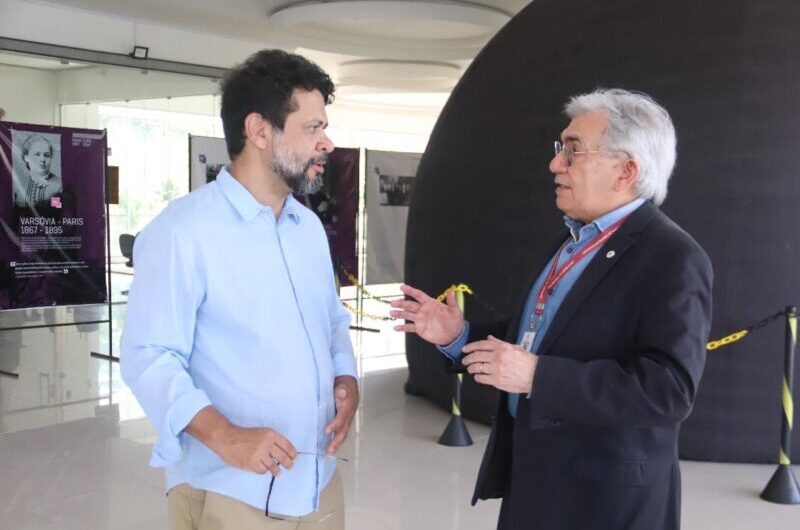 Representante do MCTI visita o Espaço da Ciência e do Firmamento – Planetário