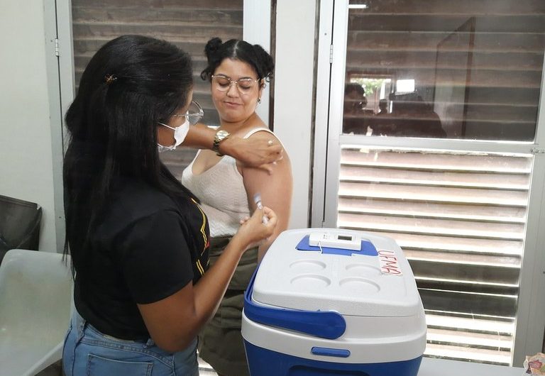 ACONTECE NA UFMA :Semana de Vacinação do Centro de Ciências Humanas ocorrerá até o dia 31 de MARÇO