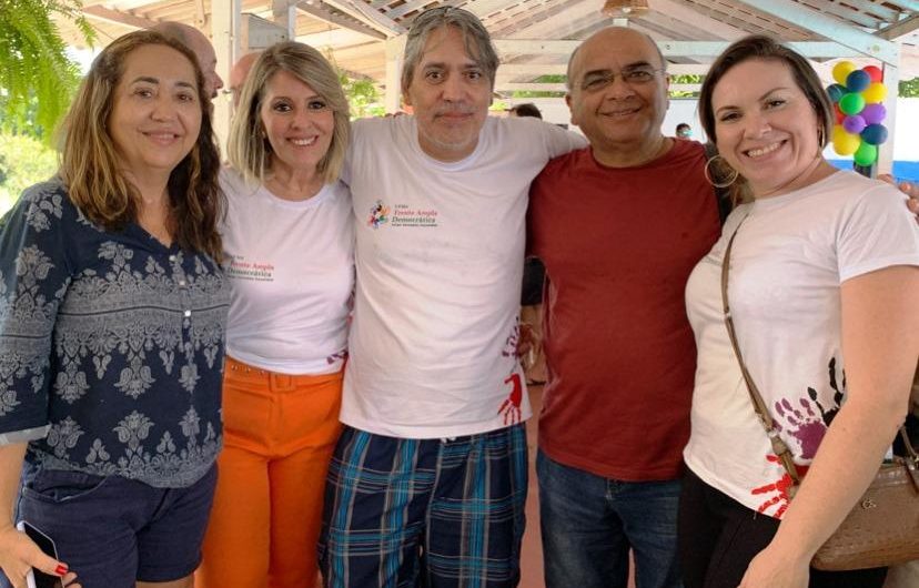 Pré-candidata à Reitoria, professora Isabel Ibarra recebe o apoio de mais de 420 professores, técnicos e estudantes