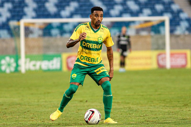 Mateusinho, ex-Sampaio Corrêa, aparece em troca de mensagens com apostadores