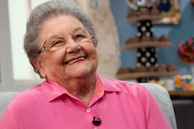 LUTO NA TV:Palmirinha morre aos 91 anos