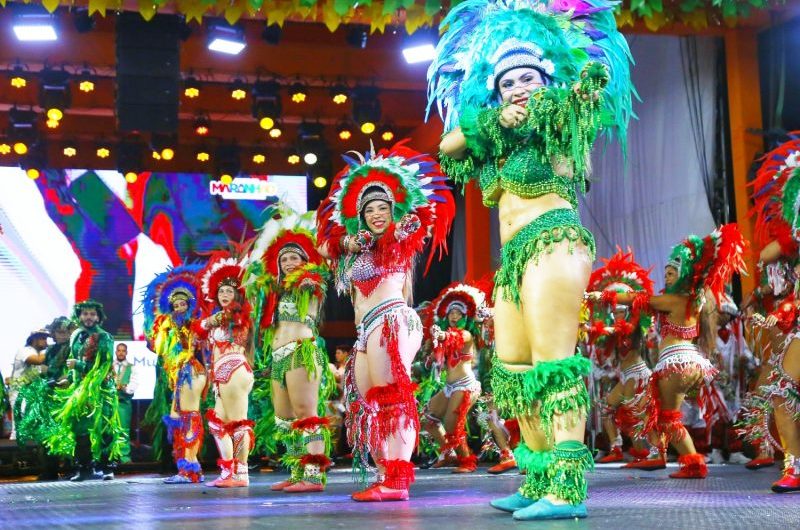 Espetáculo de cores e ritmos marca encerramento do Arraial do Ipem