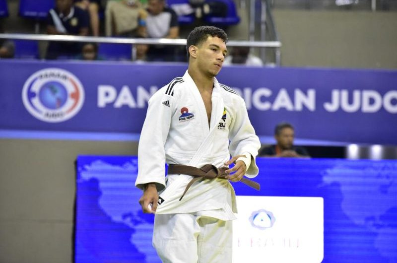 Judô: Maranhense defenderá o Brasil no Pan-Americano O judoca maranhense Antonio Eduardo Rocha é campeão brasileiro e pan-americano.