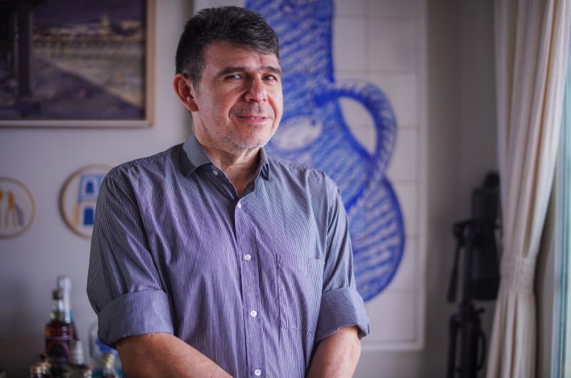    “Quatro anos caóticos: Reflexões sobre economia e política” do economista Eden Jr. será lançado amanhã, dia 22 na AMEI, no São Luís Shopping