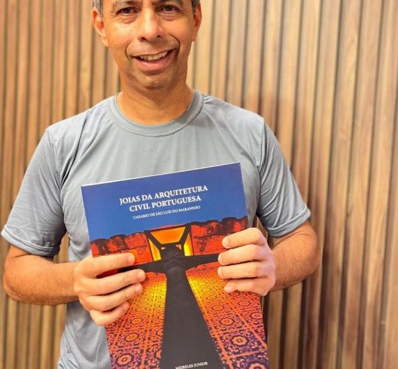 SUPERCLÍNICA HOMENAGEIA CORPO MÉDICO COM NOITE CULTURAL EXCLUSIVA NO BLUE TREE