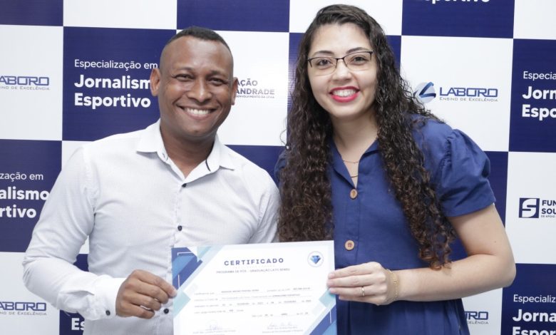 Faculdade Laboro entrega certificados para alunos do curso de pós-graduação em Jornalismo Esportivo