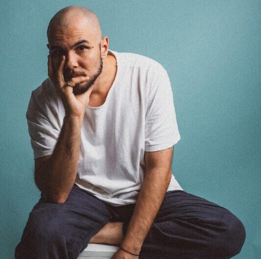 Cantor e compositor James Pierre apresenta o espetáculo musical “Tudo Que Eu Queria Cantar”, em São Luís