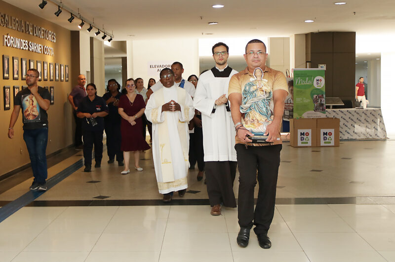 Imagem de Nossa Senhora da Conceição visita Fórum de São Luís