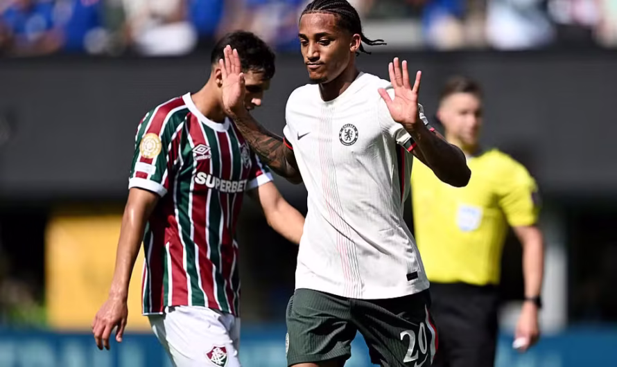 Carrasco do Fluminense em jogo contra o Chelsea, João Pedro é ex de Mel Maia e filho de ex-jogador preso por homicídio