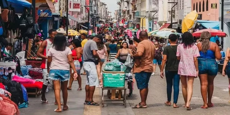 Comércio de São Luís é autorizado a funcionar no feriado da Proclamação da República