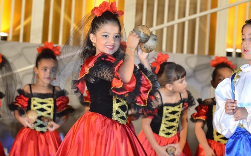 Imperdível! Espetáculo do Ópera para Todos acontece, neste domingo, 30, na Praça Maria Aragão