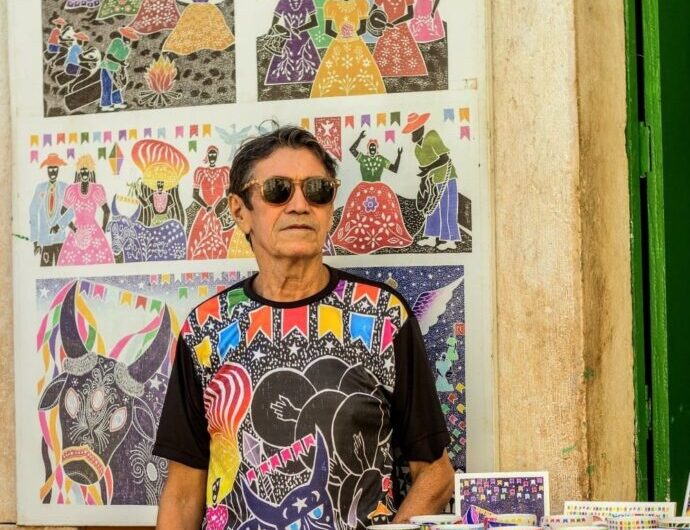 “Xilovivências” celebra o legado de Airton Marinho com exposição no Museu Casa de Nhozinho e oficina na Galeria Trapiche