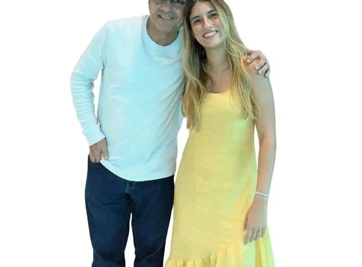 Homenagem às Grávidas: Rozalvo Júnior homenageia a brilhante jornalista e assessora de Comunicação Ananda Maia, que está grávida