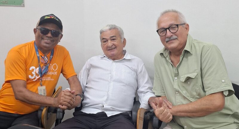 Confra da Rádio Universidade FM reúne gestores, profissionais e bolsistas em clima de muita alegria, emoção e celebração de mais um ano de importantes conquistas e avanços sob a direção da professora Josie Bastos