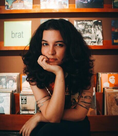 “(En)Canto Delas”: destaque da cena musical maranhense, Rayslla faz show solo de estreia neste sábado (20), em São Luís