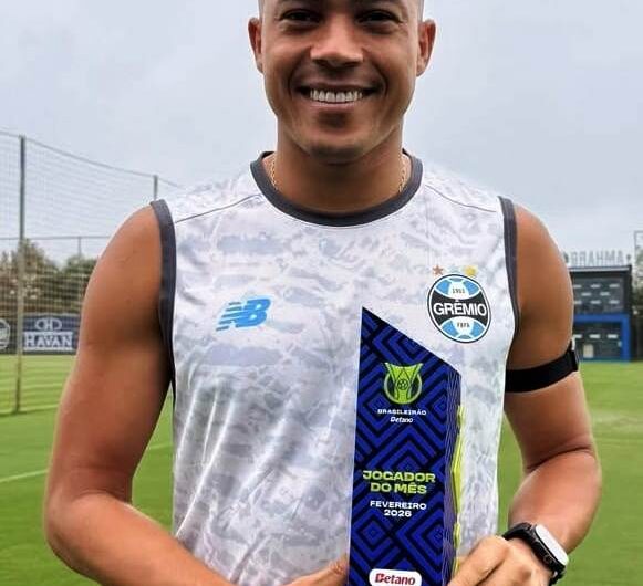 Carlos Vinícius, maranhense de Bom Jesus das Selvas, vive início de temporada avassalador no Grêmio em 2026. É o principal destaque do time 