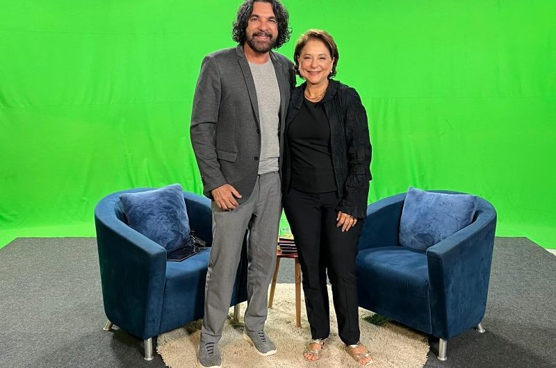 Com exclusividade, TV UFMA entrevista, nessa semana, a docente e acadêmica Ceres Murad (UNDB) e o filósofo Vladimir Safatle (USP) e apresenta show inédito com a cantora Emanuelle Paz